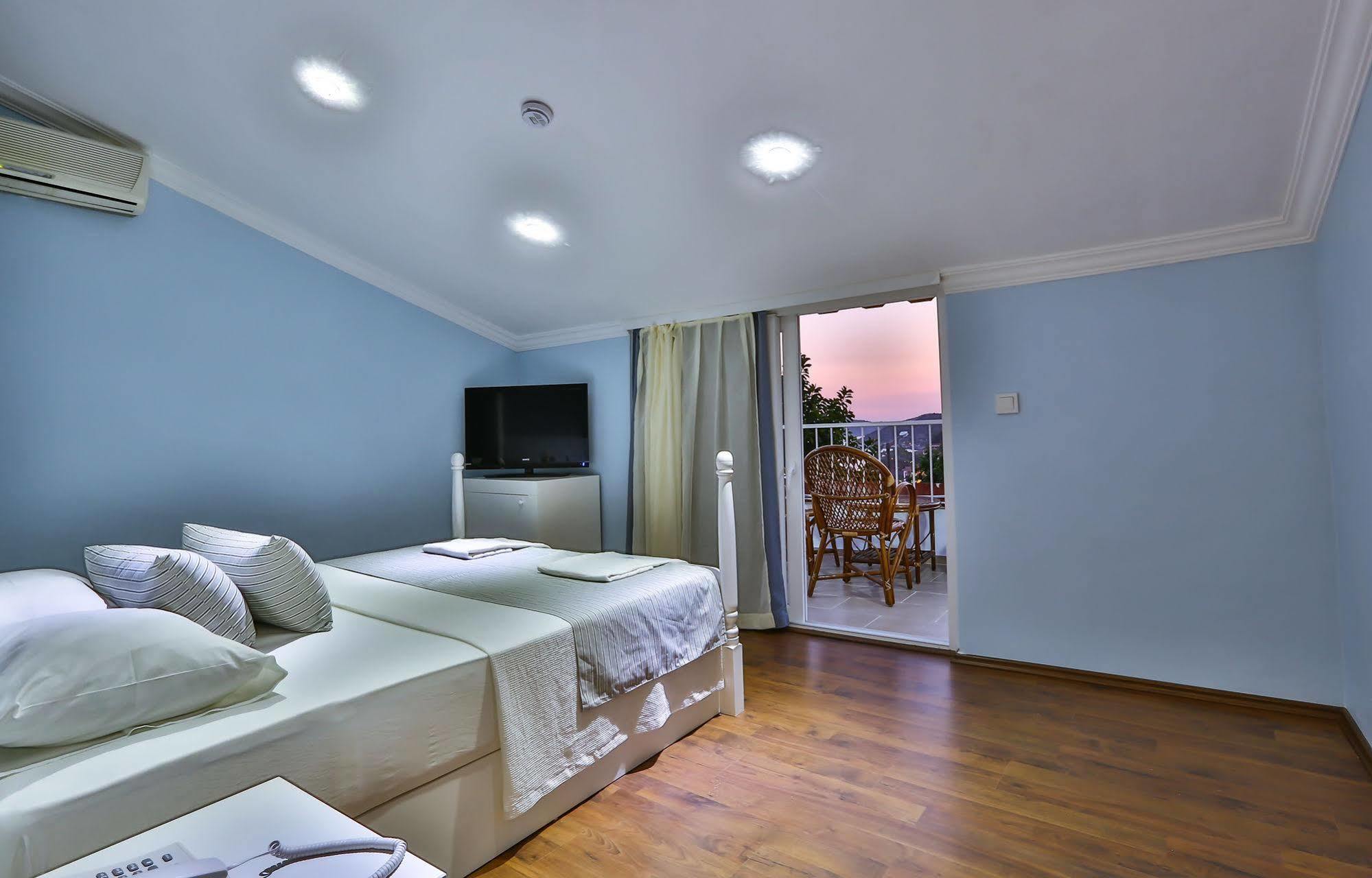 Cinar Boutique Hotel Kaş Ngoại thất bức ảnh